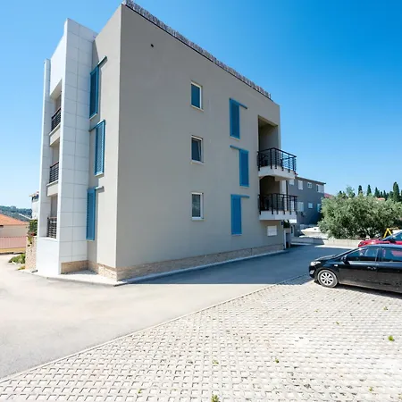 Apartment Mare Blue Trogir